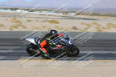 media/Dec-05-2024-Racers Edge (Thu) [[e102e0690b]]/3-B Group/Session 2 (Turn 12 Inside)/